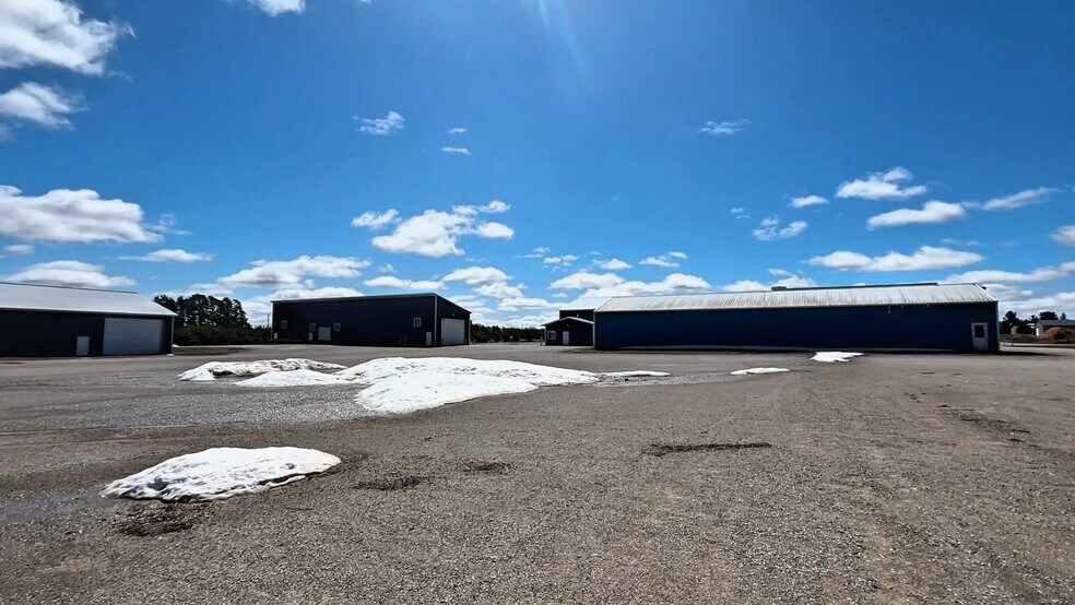 Primary Photo Of 6946 County Road 392, Newberry Warehouse For Sale