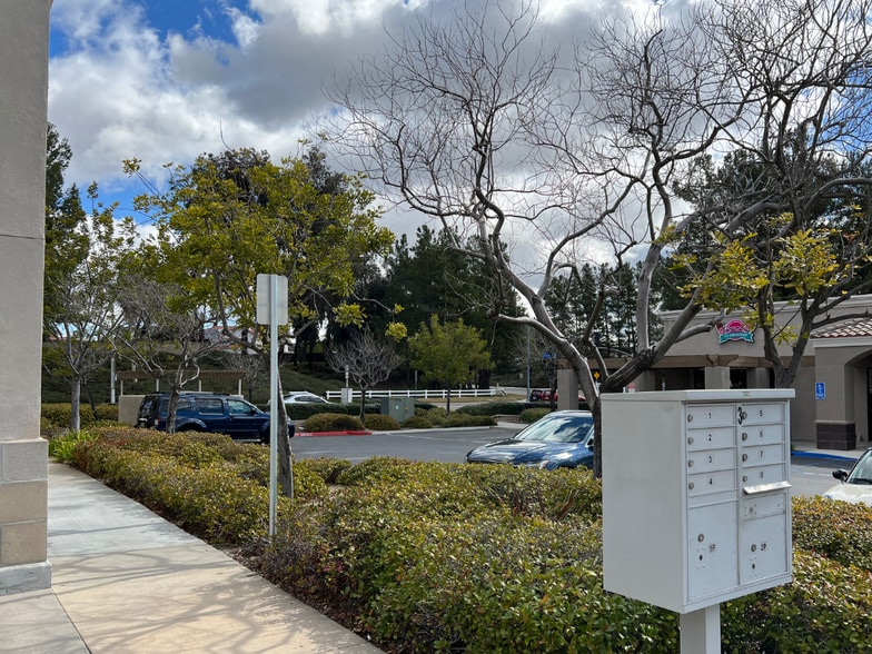 More Photos Of 39381 Los Alamos Rd, Murrieta Unknown For Lease