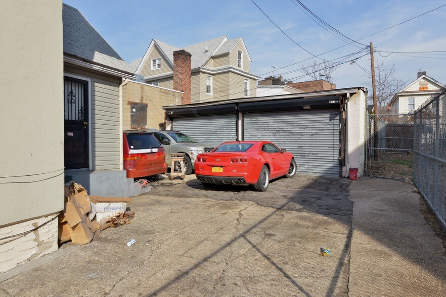 More Photos Of 3509 Junction Blvd, Flushing Storefront Retail Office For Sale