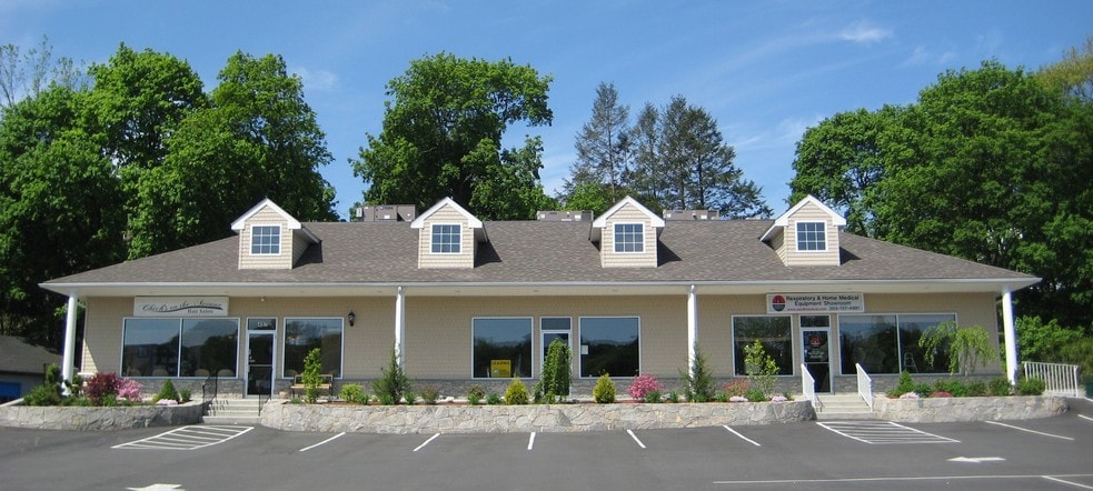 Primary Photo Of 493-497 Watertown Ave, Waterbury Freestanding For Sale