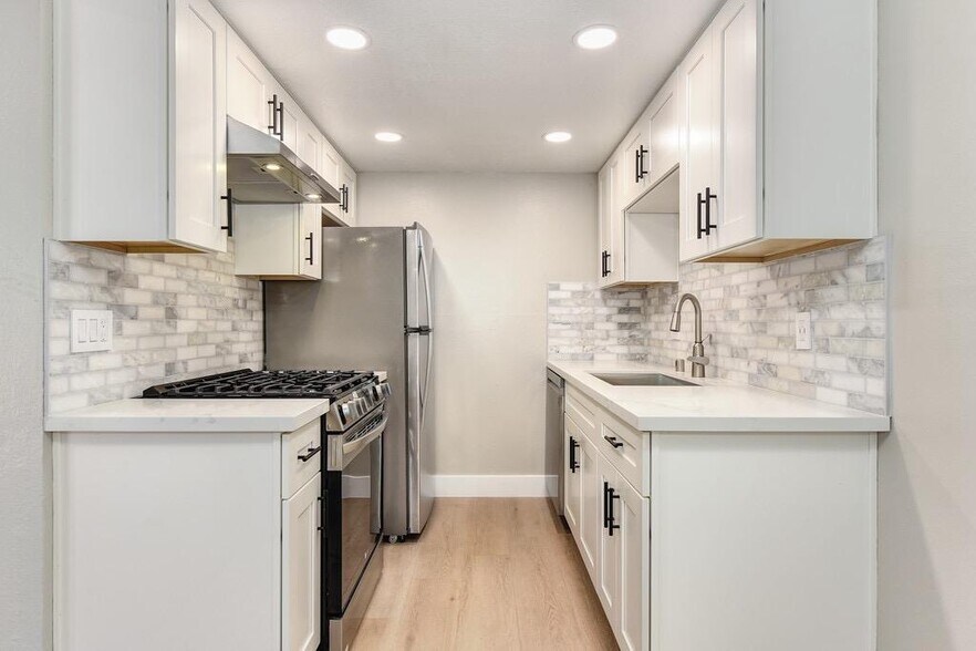 More Photos Of 5372 Garfield Ave, Sacramento Apartments For Sale