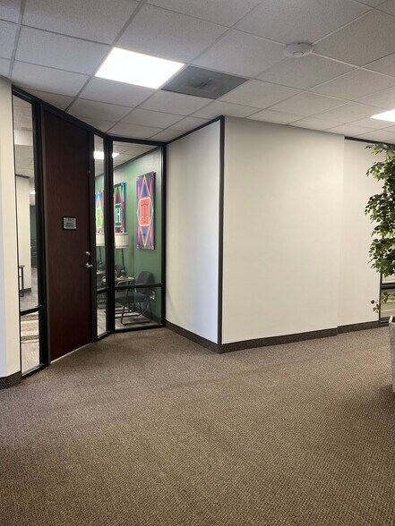 More Photos Of 5702 S Staples, Corpus Christi Unknown For Lease