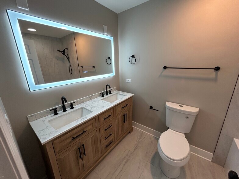 More Photos Of 5644 S Prairie Ave, Chicago Apartments For Sale