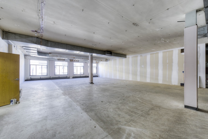 More Photos Of 419-425 Wabasha St N, Saint Paul Loft Creative Space For Sale