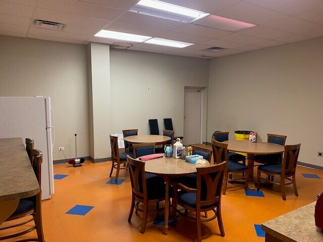 More Photos Of 100 Westgate Pky, Amarillo General Retail For Sale