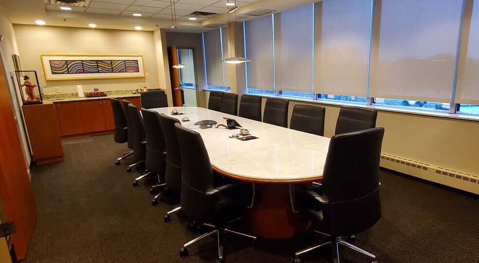 More Photos Of 9990 Old Olive Street Rd, Creve Coeur Office For Sale