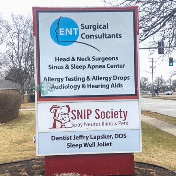 More Photos Of 2201 Glenwood Ave, Joliet Medical For Lease