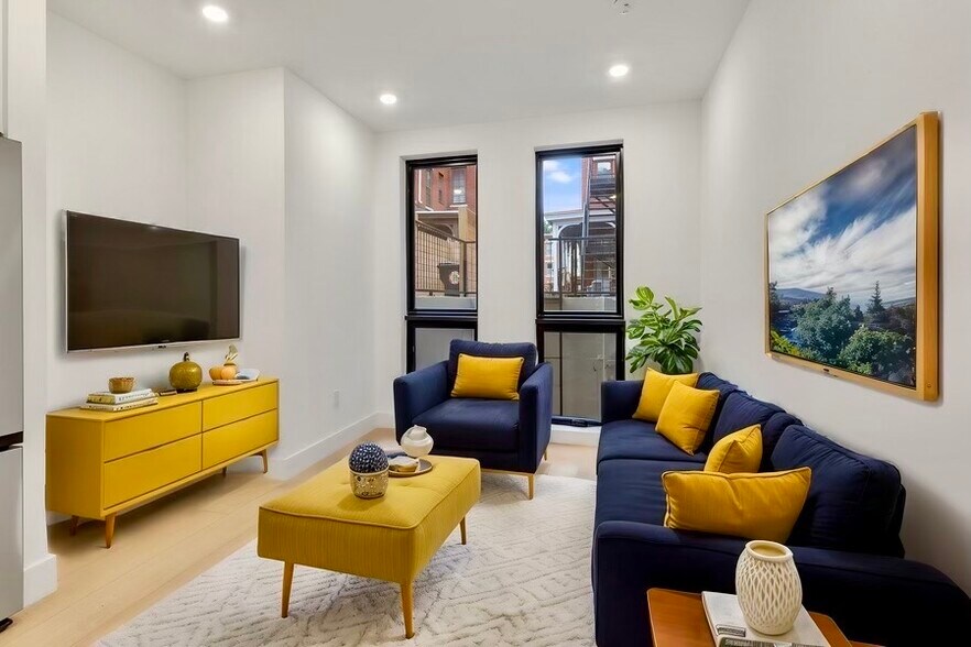 More Photos Of 2007 Cambridge St, Philadelphia Apartments For Sale