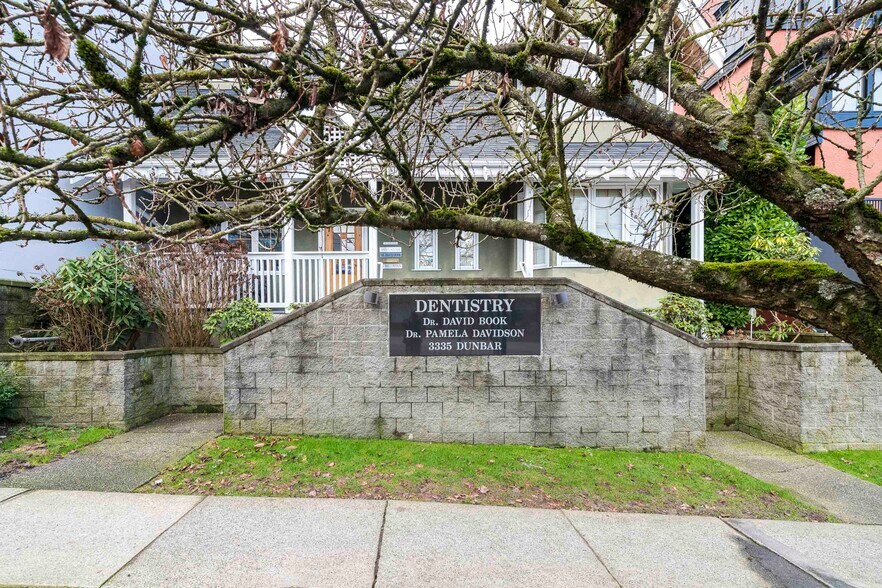 More Photos Of 3335 Dunbar St, Vancouver Freestanding For Sale