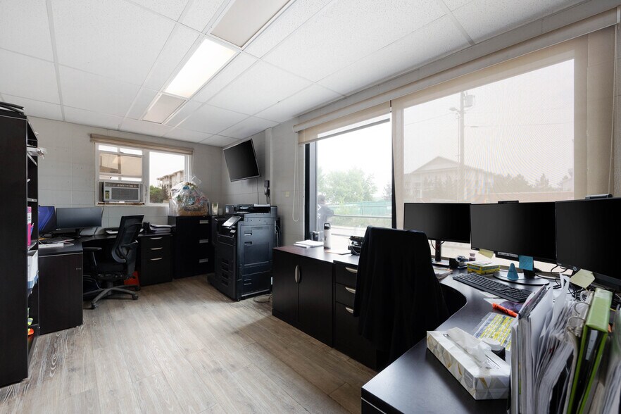 More Photos Of 8030 Golosky Av, Fort McMurray Truck Terminal For Lease