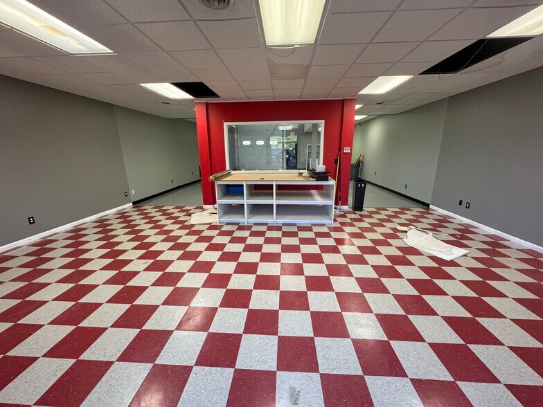 More Photos Of 3030 Kettering Blvd, Moraine General Retail For Sale
