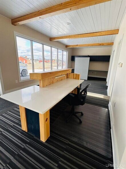 More Photos Of 109 W US 41 Hwy, Negaunee Office For Sale