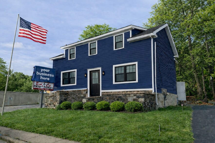 Primary Photo Of 121 E Lancaster Ave, Paoli Storefront Retail Office For Lease