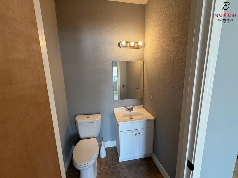 More Photos Of 103 Ranger Dr, Boerne Warehouse For Lease