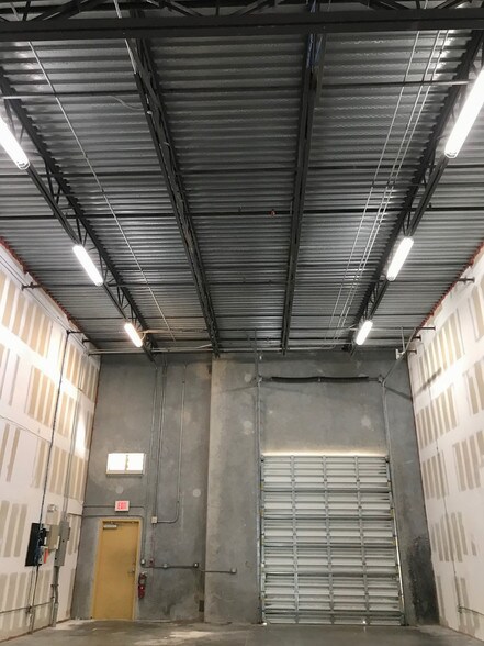 More Photos Of 10388 State Road 84, Davie Warehouse For Lease