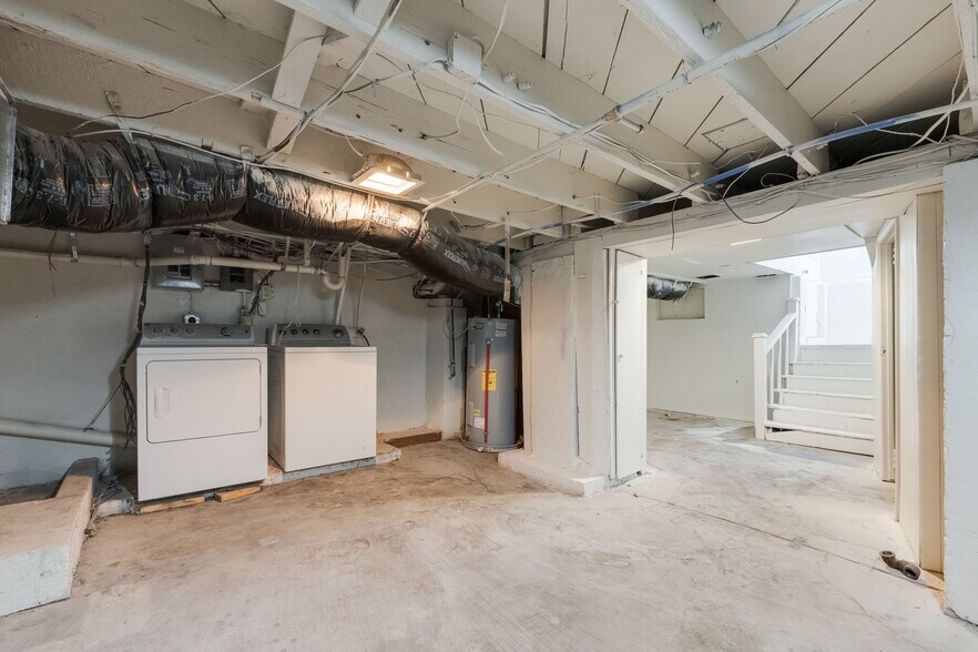 More Photos Of 1605 N Classen Dr, Oklahoma City Office Residential For Sale
