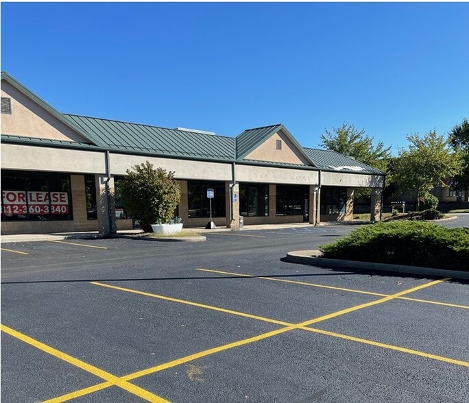 More Photos Of 3470 W 3rd St, Bloomington Unknown For Lease