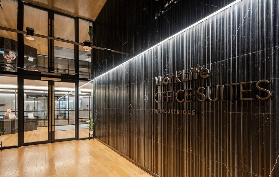 More Photos Of PENN 1, New York Office For Lease