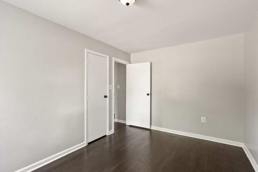 More Photos Of 17423 Wilson St, Dumfries Multifamily For Sale