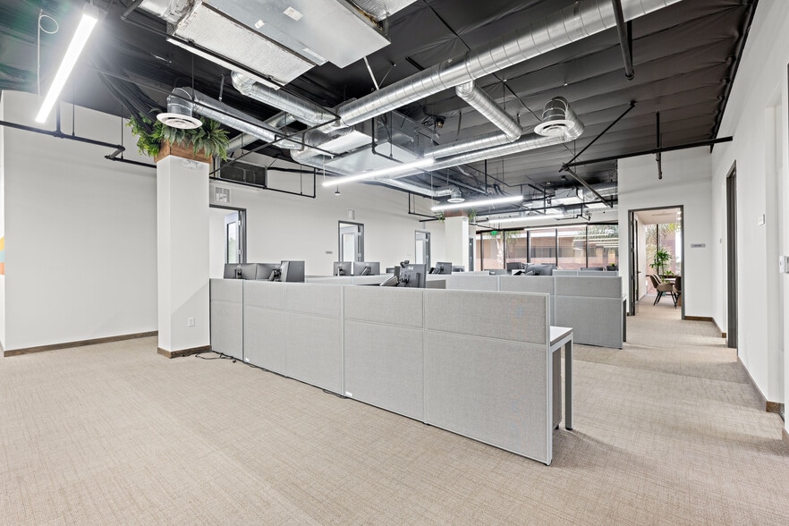 More Photos Of 2714 Loker Ave W, Carlsbad Office For Lease