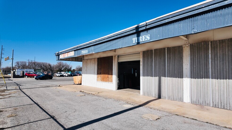 More Photos Of 1520 S Central Ave, Oklahoma City Manufacturing For Sale