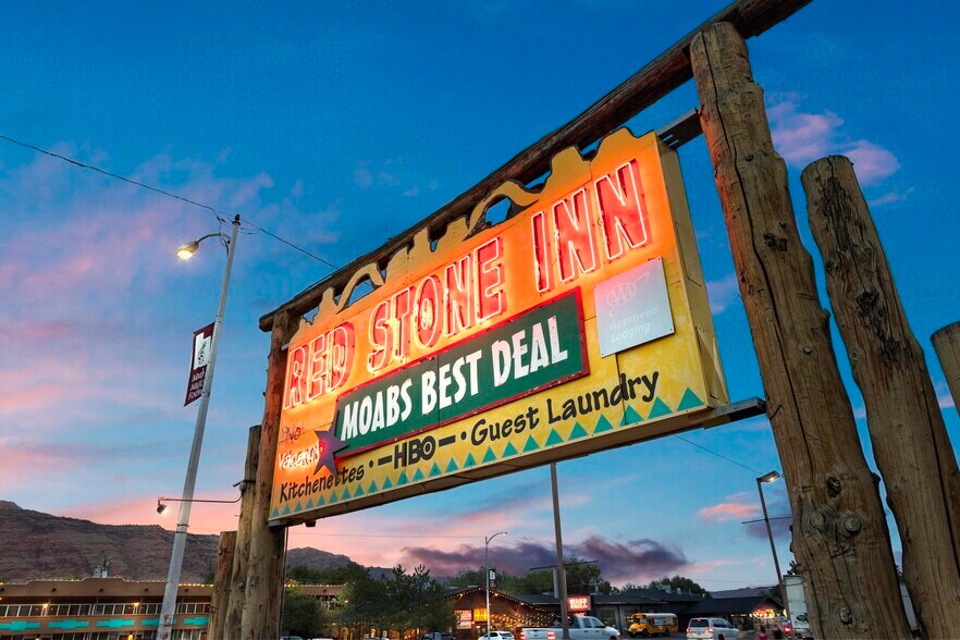 More Photos Of 535 S Main St, Moab Hotel For Sale