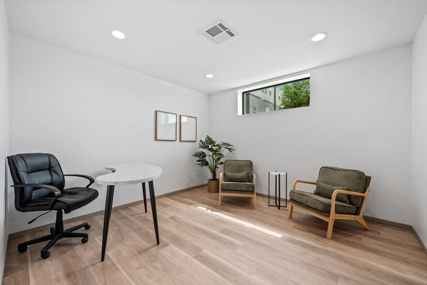 More Photos Of 6909 Grand Blvd, Houston Medical For Lease