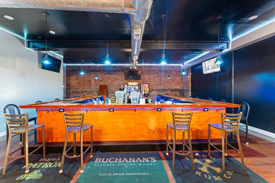 More Photos Of 811 Dixwell Ave, Hamden Flex For Sale