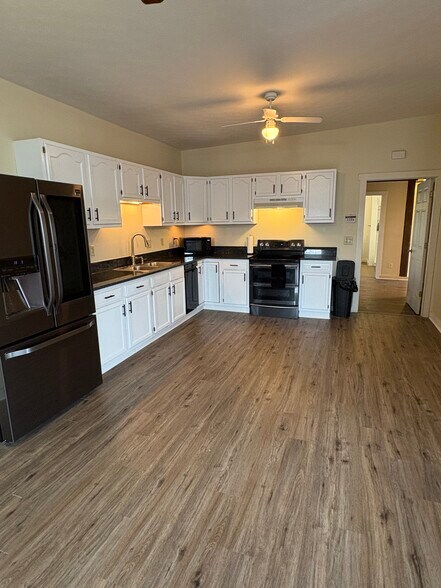 More Photos Of 46 Jefferson St, Brookville Storefront Retail Residential For Sale
