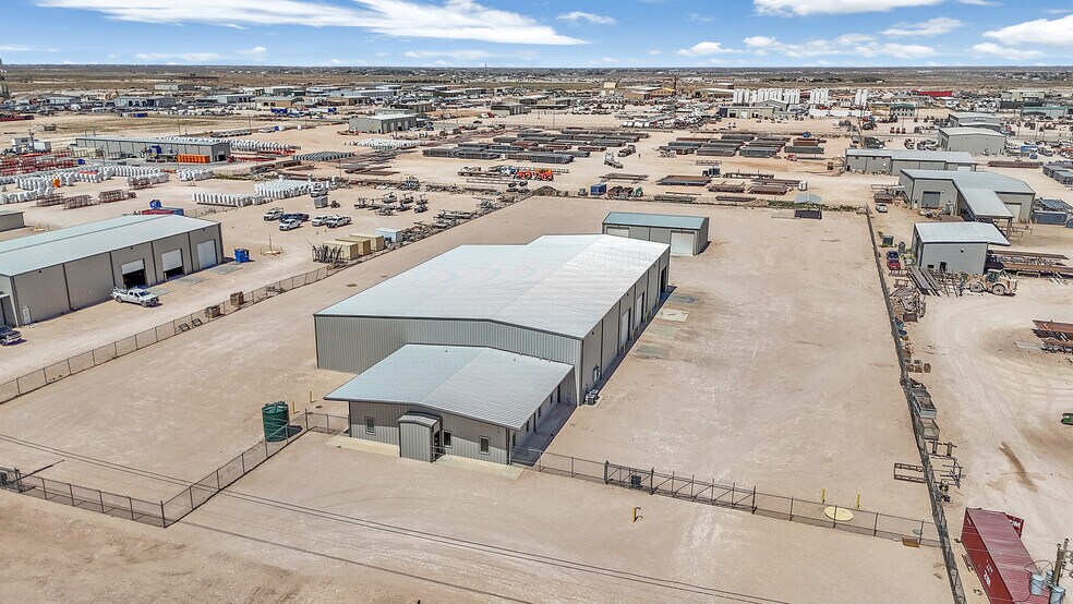 More Photos Of 10712 W County Road 77, Midland Service For Lease