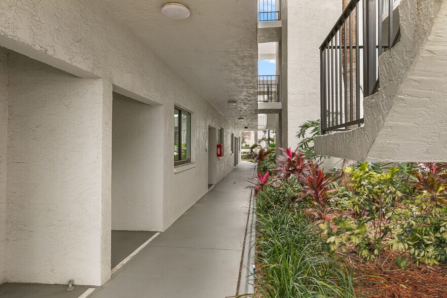 More Photos Of 2194 Highway A1A, Indian Harbour Beach Medical For Sale