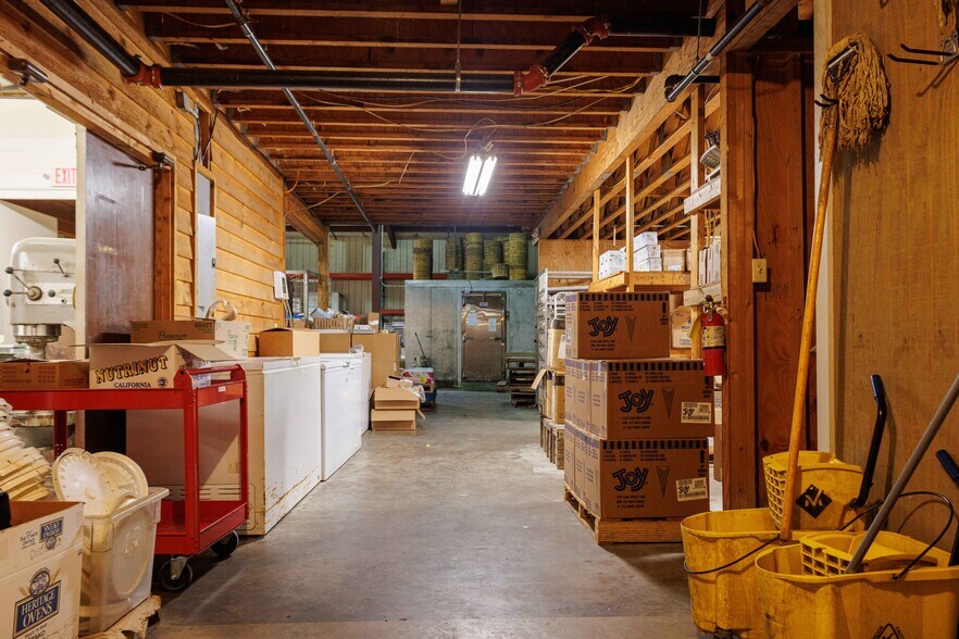 More Photos Of 63 Talona Spur Rd, Ellijay Freestanding For Sale