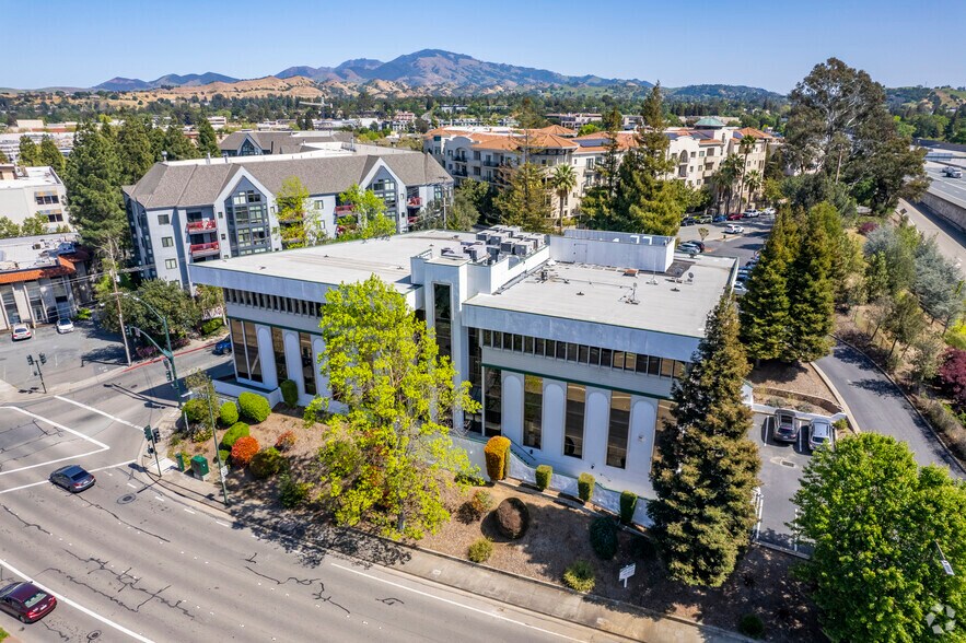 More Photos Of 1901 Olympic Blvd, Walnut Creek Office For Lease