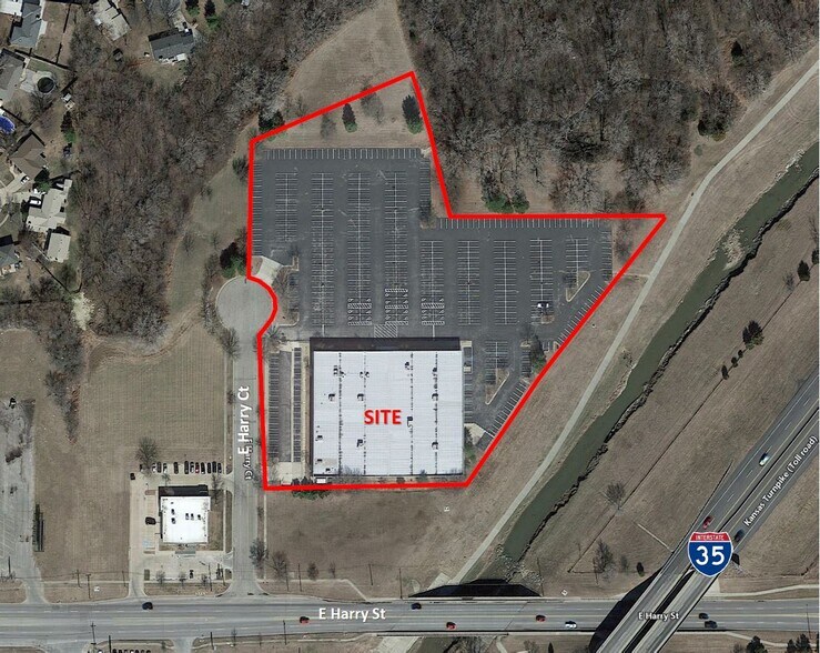 More Photos Of 7236 E Harry Ct, Wichita Office For Sale