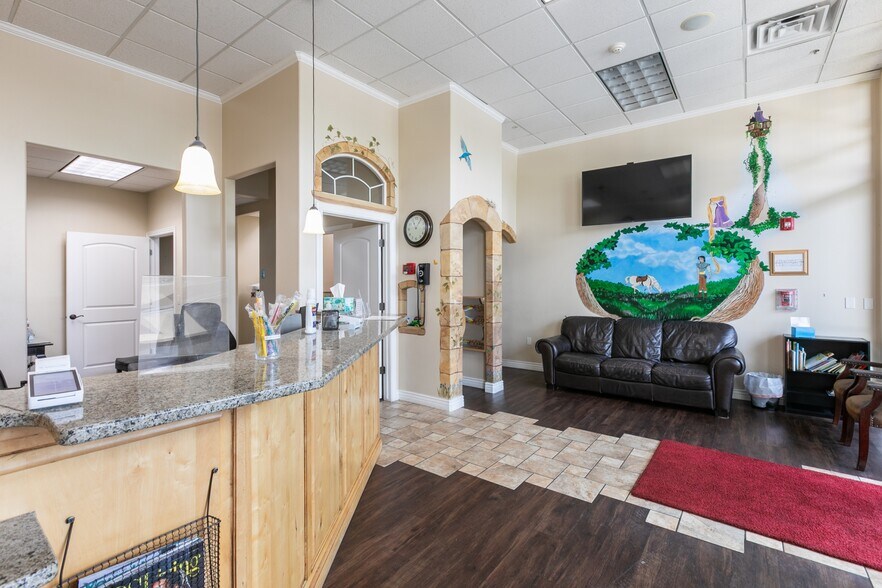 More Photos Of 408-454 W 800 N, Orem General Retail For Sale