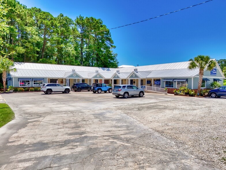 Primary Photo Of 10080 OCEAN Hwy, Pawleys Island General Retail For Lease