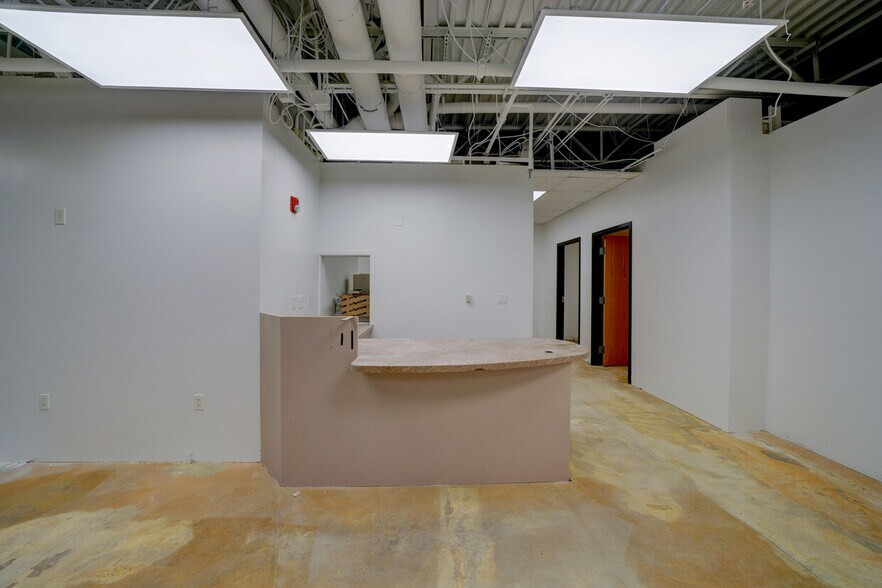 More Photos Of 3725 W 4100 S, Salt Lake City Medical For Sale