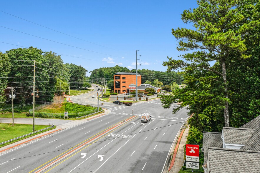 More Photos Of 2265 Roswell Rd, Marietta Medical For Lease