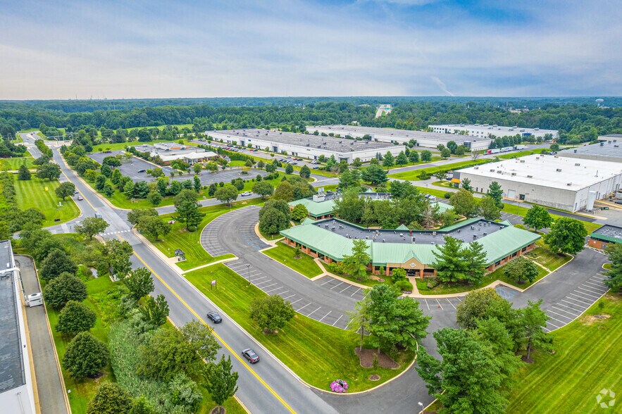 More Photos Of 225 Corporate Blvd, Newark Medical For Lease