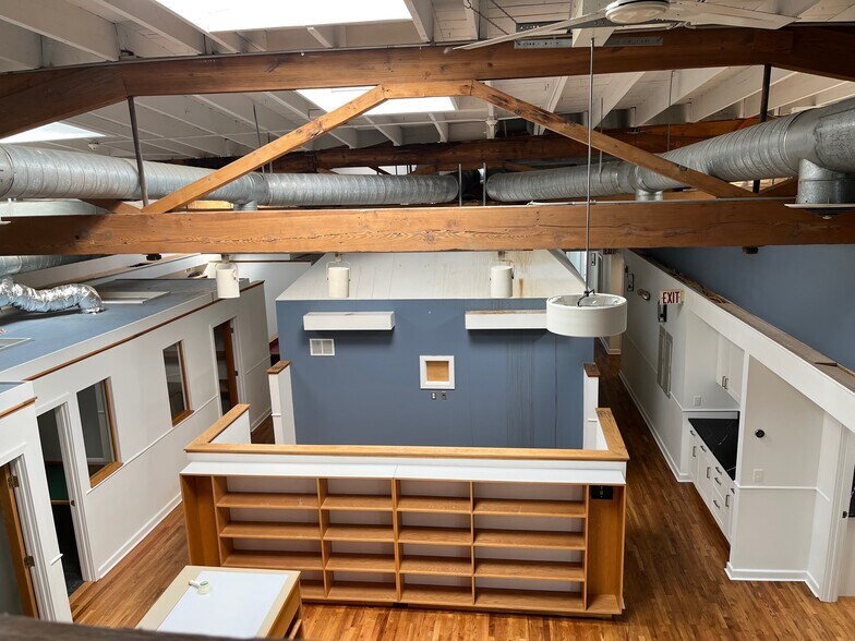 More Photos Of 114 Washington St, Norwalk Office For Sale