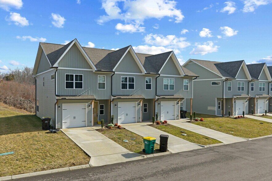 More Photos Of 8407-8456 Whisper Ln, Powell Apartments For Sale