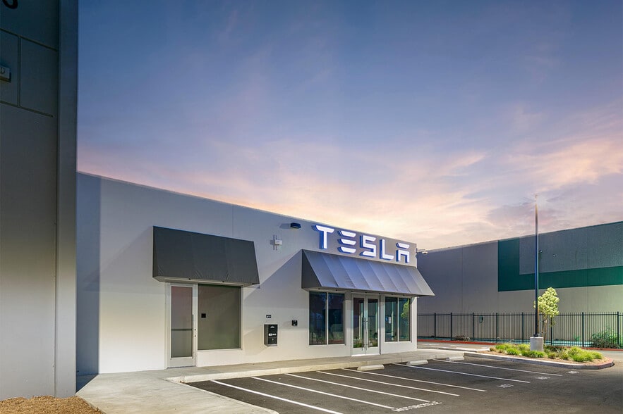 More Photos Of 27635 Diaz Rd, Temecula Manufacturing For Sale