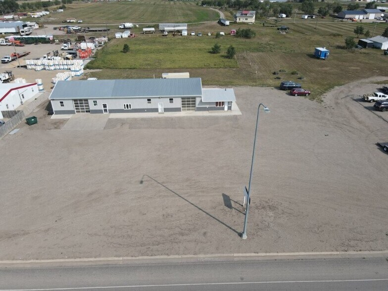 More Photos Of 1710 E Grand Xing, Mobridge Office For Sale