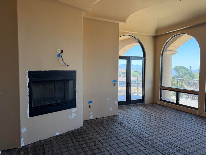 More Photos Of 85 Altamont Way, Camarillo Specialty For Sale