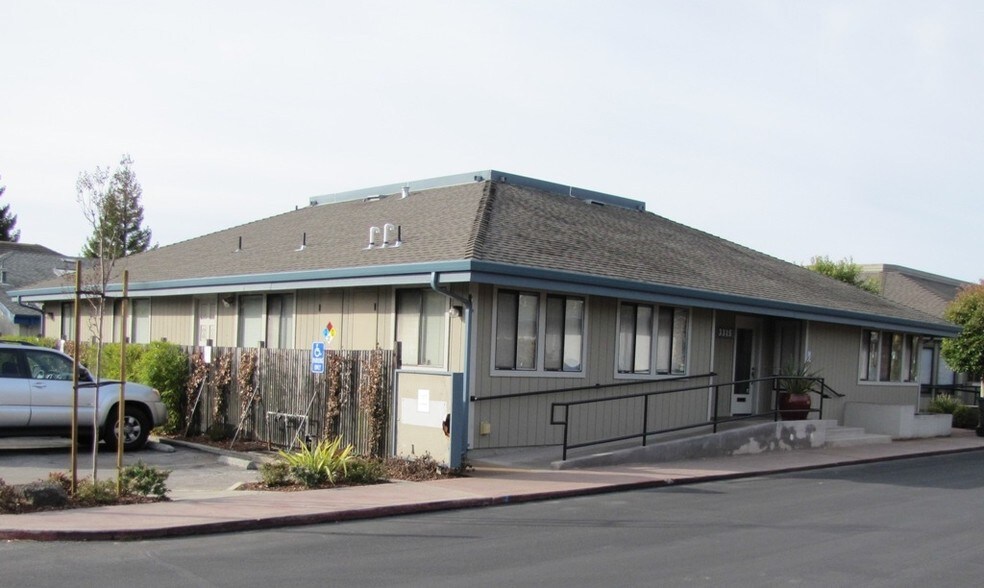More Photos Of 3315 Mission Dr, Santa Cruz Medical For Lease
