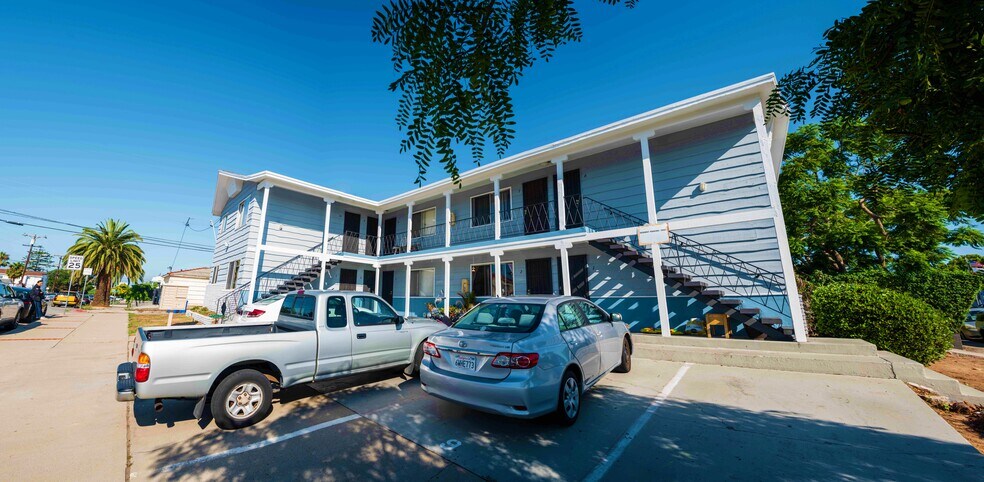 Primary Photo Of 4006 Ingraham St, San Diego Apartments For Sale