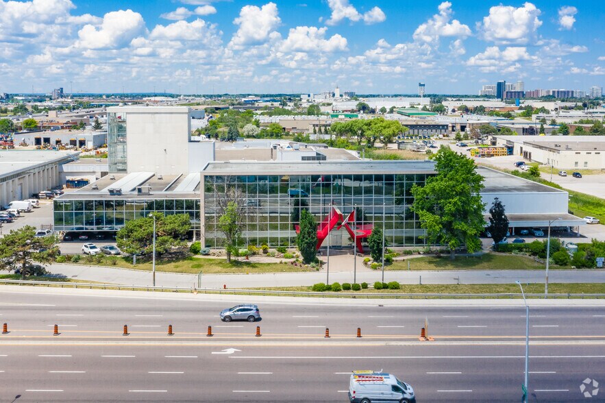Primary Photo Of 1000 Steeles Ave E, Brampton Warehouse For Lease