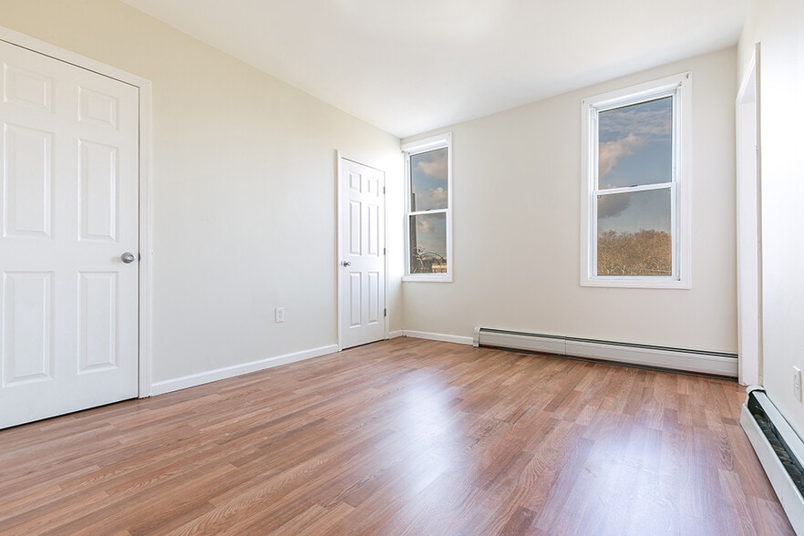 More Photos Of 254 Van Horne St, Jersey City Apartments For Sale