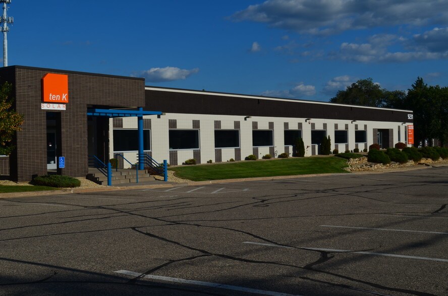 More Photos Of 9231 Penn Ave S, Bloomington Manufacturing For Lease