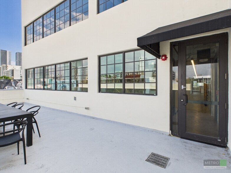 More Photos Of 2509 N Miami Ave, Miami Loft Creative Space For Lease
